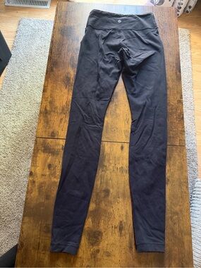 Lululemon Women’s Size 2 Black & White Heathered Full Length Leggings